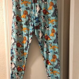 Disney dog leggings L